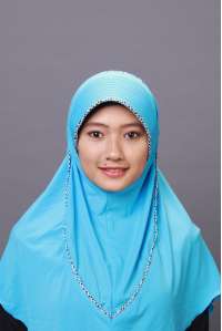 Bergo Stela Kalung Biru
